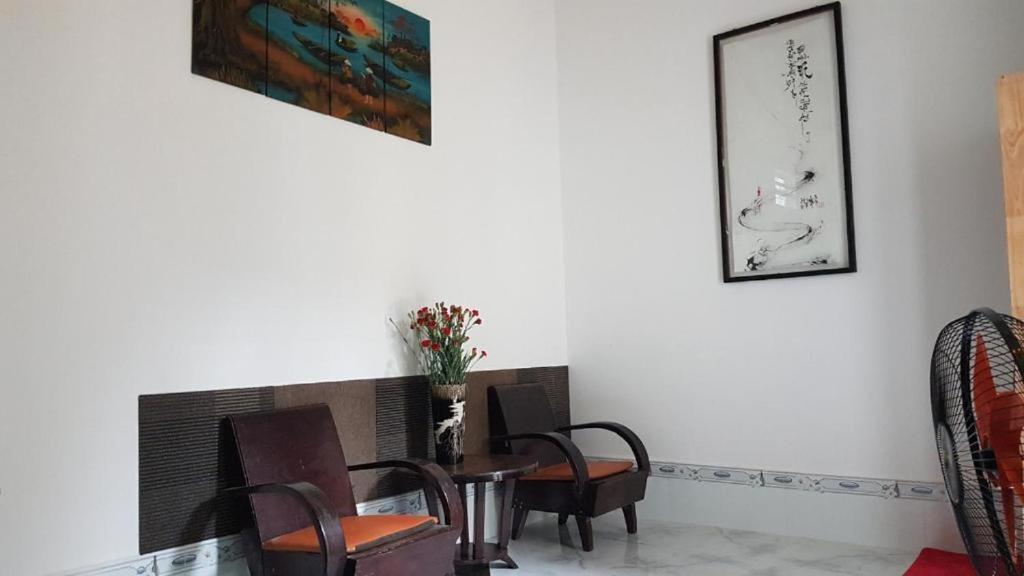 Hoa Lan Motel & Homestay Giong Tu Dien Екстер'єр фото