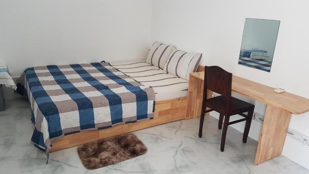 Hoa Lan Motel & Homestay Giong Tu Dien Екстер'єр фото