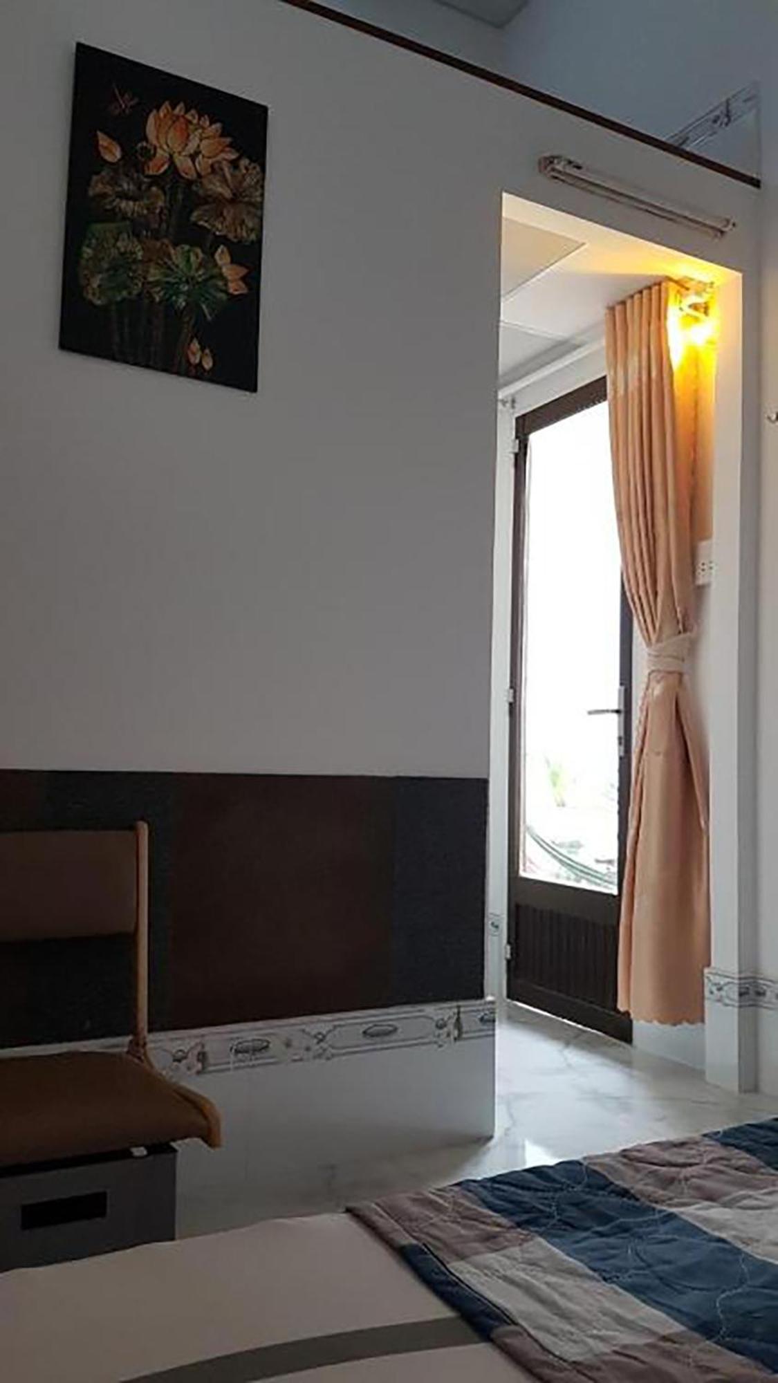 Hoa Lan Motel & Homestay Giong Tu Dien Екстер'єр фото